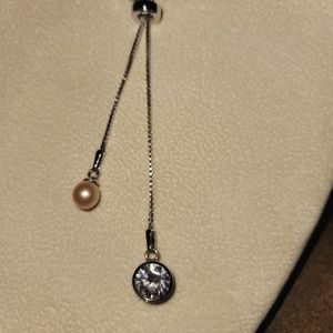 Beautiful Vantel Pearls necklace